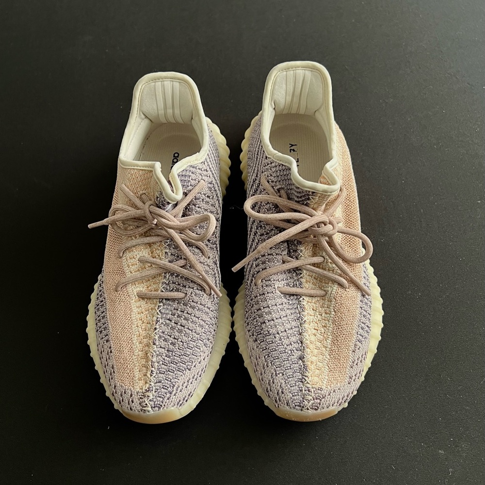 Adidas Yeezy 350 Size 9 Clean No Box